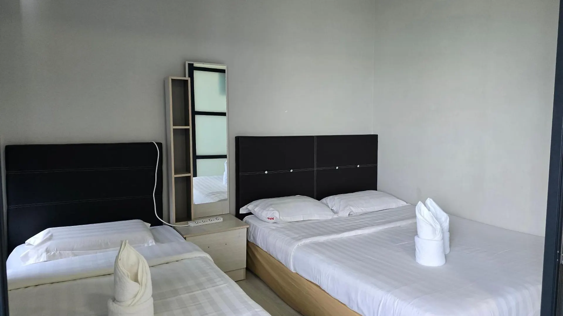 Nana Homestay - Jesselton Quay Kota Kinabalu